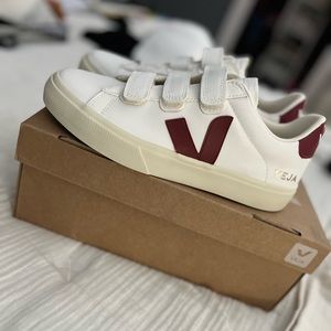 RECIFE CHROMEFREE LEATHER WHITE MARSALA